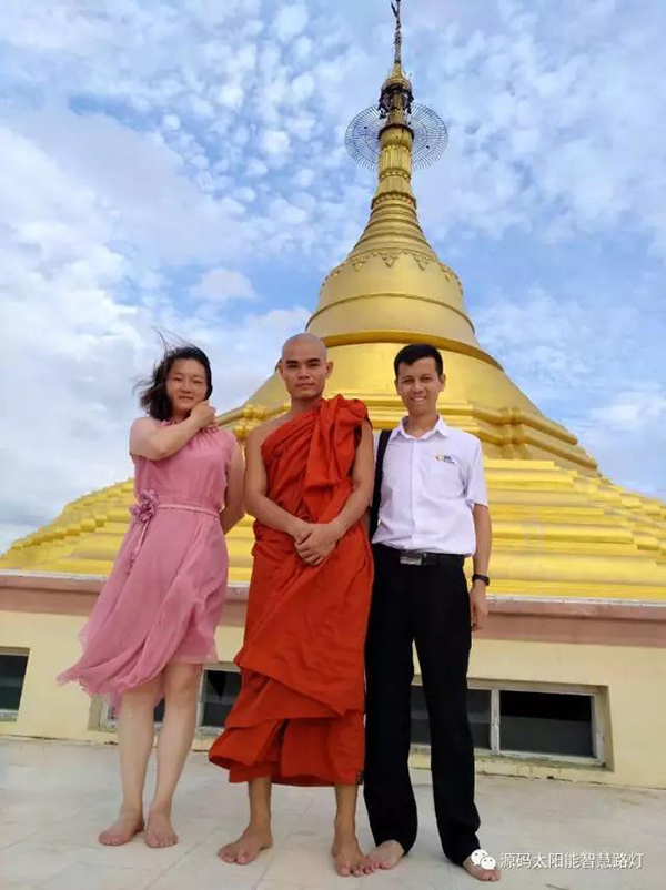 源碼太陽(yáng)能路燈，太陽(yáng)能路燈廠家，太陽(yáng)能路燈價(jià)格