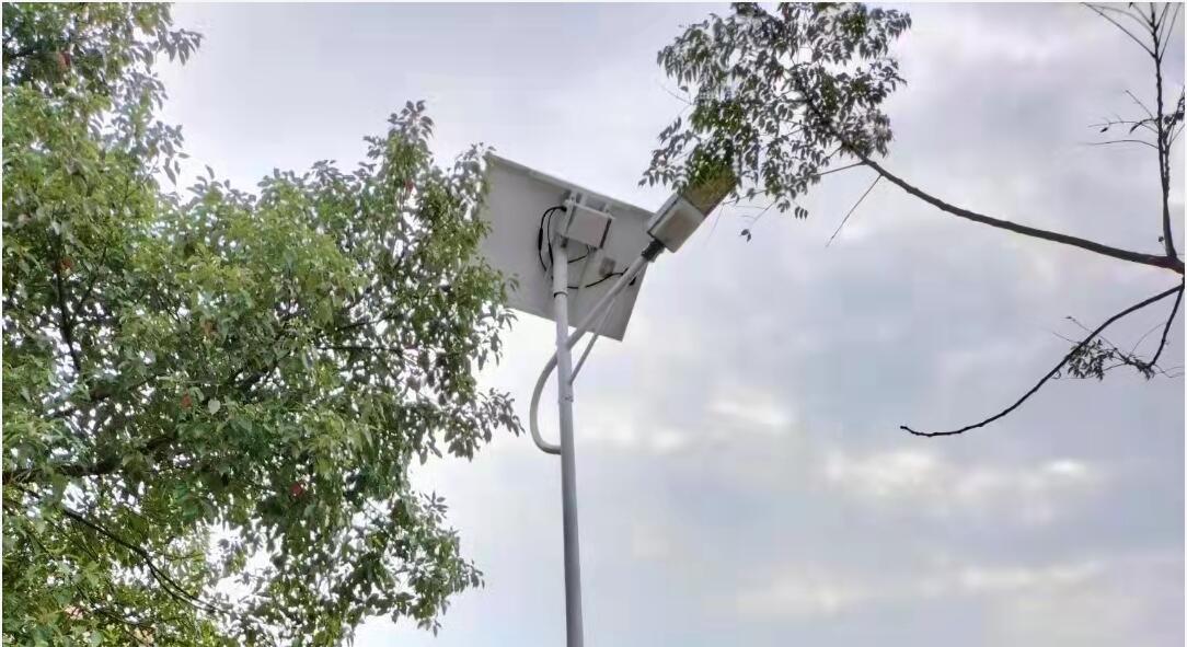 太陽(yáng)能柱頭燈優(yōu)點(diǎn)